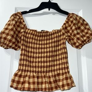 Cute summer/spring Crop Top